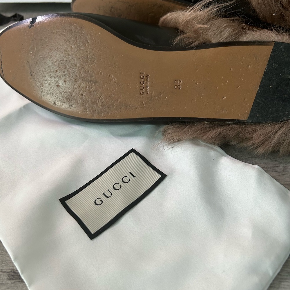 COPY - Gucci SIZE 9
Women's Black Princetown Fur-lined Leather Mule - Picture 4 of 4